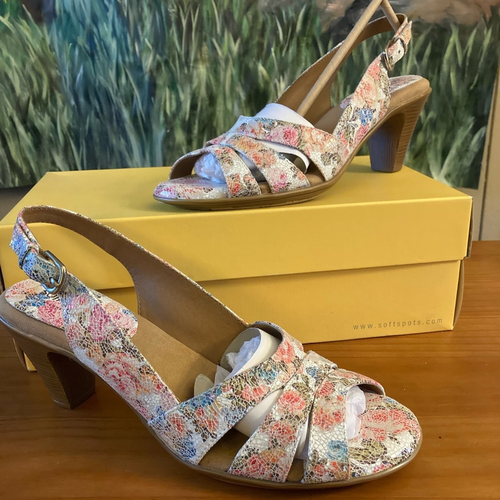 Softspots Neima Heeled Sandal